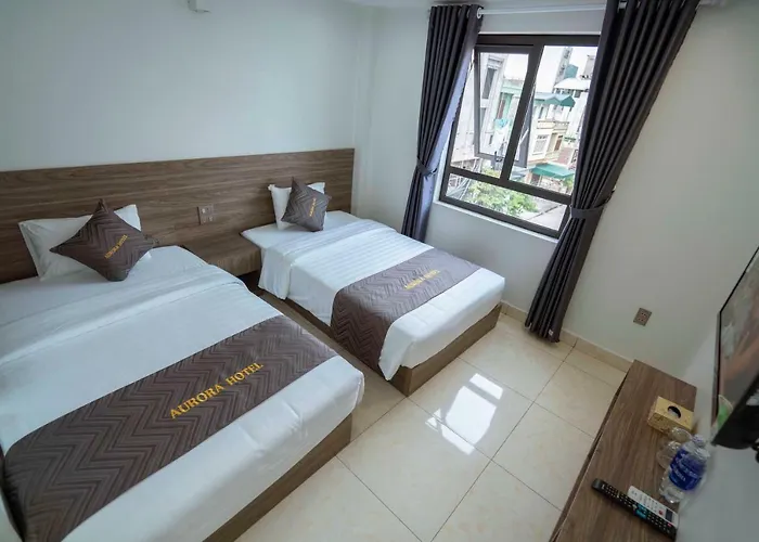 Aurora Hotel *