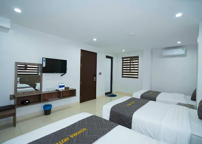 Hotel Aurora *